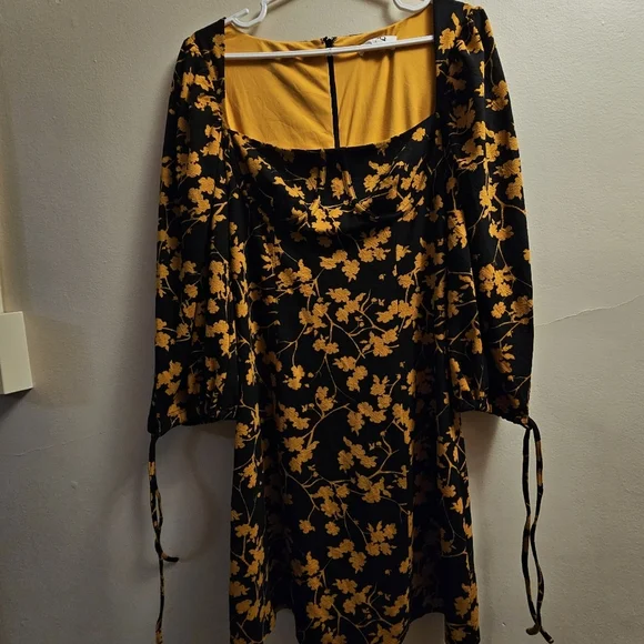 JNSQ Rue  Dress - Picture 2 of 14